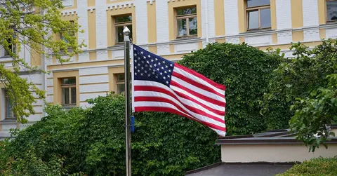 США радять громадянам покинути Близький Схід через ризик ескалації з Іраном