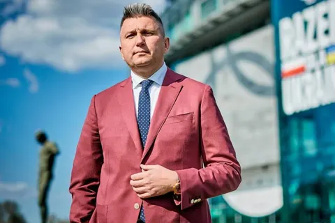 Очільник Олімпійського комітету Польщі ігнорує процедуру відставки