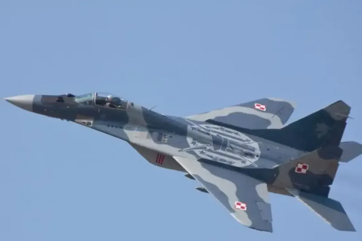 Польща шукає невідомий об'єкт поблизу кордону з Росією: у повітря підняли винищувачі