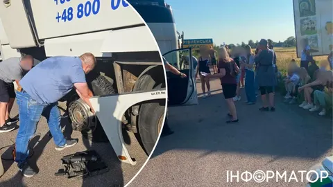 На М-06 автобус з Польщі зламався: пасажири години чекали у спеку