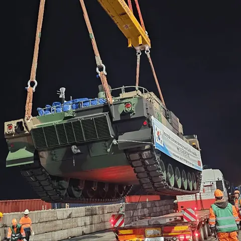 Польща отримала 28 танків K2 з Південної Кореї для захисту кордону з РФ
