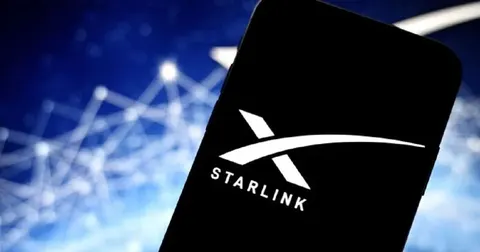 Польща пригрозила Маску зупинити фінансування Starlink для України