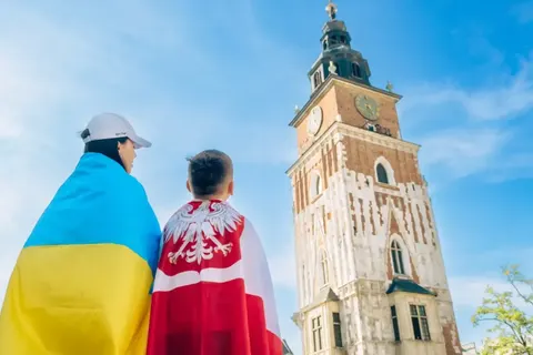Українці в Польщі можуть отримати статус CUKR: що зміниться