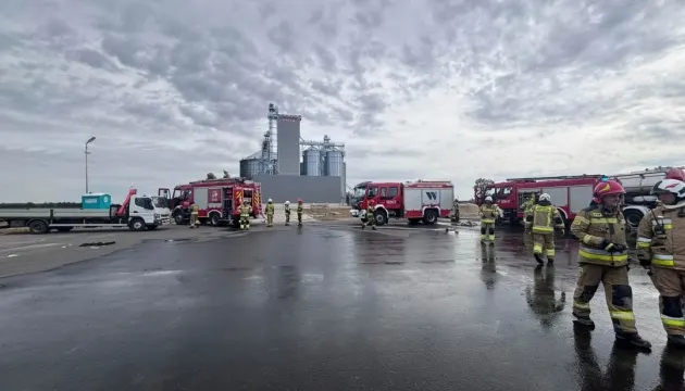 Вибухи газових резервуарів на зерносушарці в Польщі: двоє постраждалих