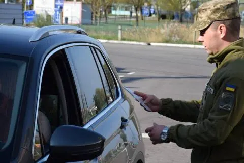 На кордоні з Польщею зранку накопичилось близько 90 авто