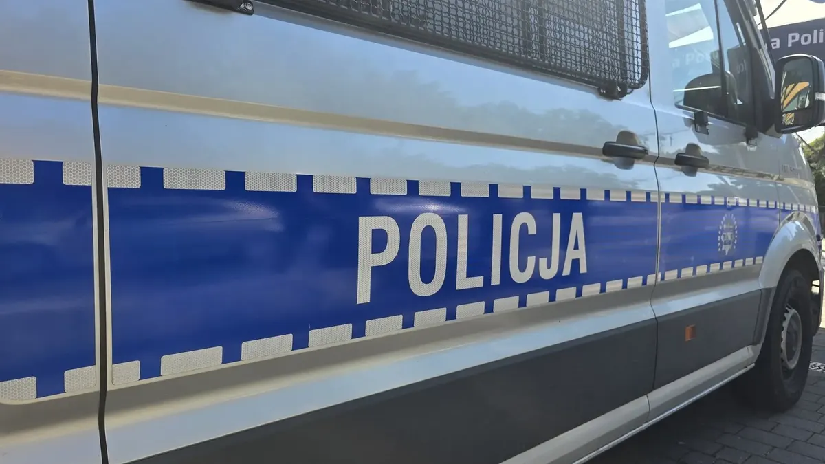 У Польщі восьмеро чоловіків побили трьох українців через розмову про Волинь
