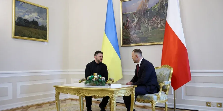 Навроцький привітав Зеленського з Днем Незалежності, згадавши про "напружені питання"