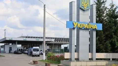 Черги з 105 авто на кордоні з Польщею: де найбільше