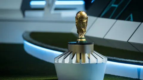 Україна та Польща обговорюють спільну заявку на ЧС-2040
