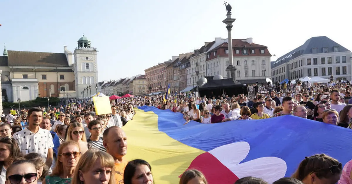 Звіт у Польщі: допомога Україні була меншою, ніж заявлялося