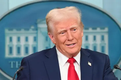Трамп анонсував базу армії США в Польщі: що це означає для України