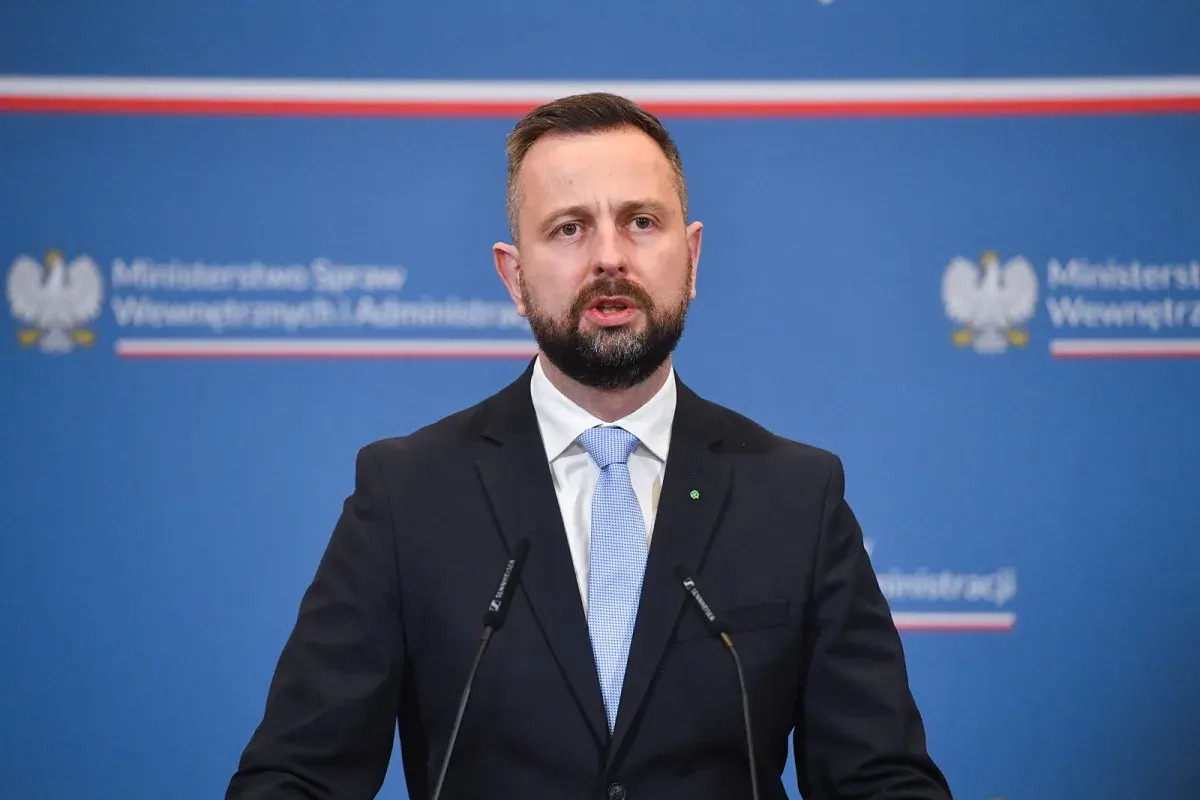 У Міноборони Польщі відповіли опозиції: "Для вас Росія перестала бути ворогом"