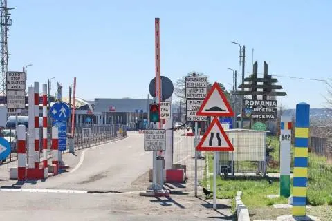 Черги з 75 авто на кордоні з Польщею: де найбільше