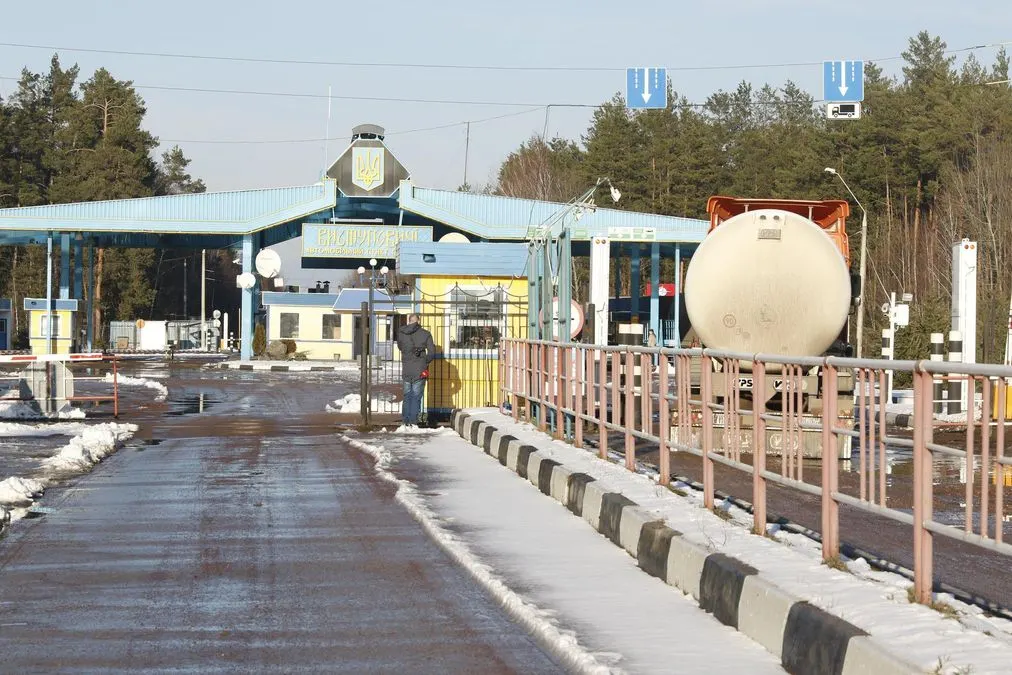 Польща перегляне рух на кордоні з Україною після удару по Ягодину