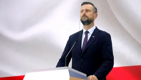 Польща прокоментувала візити глави ЦРУ до Москви
