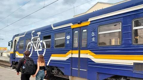 Дрон біля «Ягодина»: у потязі їхали Петреус і Джонсон, журналіст WP описав евакуацію