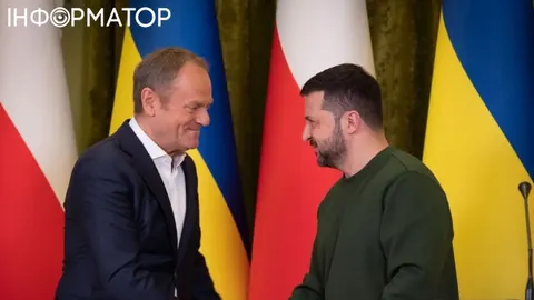 Зеленський і Туск обговорили захист українців у Польщі
