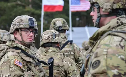Польща хоче постійну базу США та 15 тисяч військових: чого чекати Україні