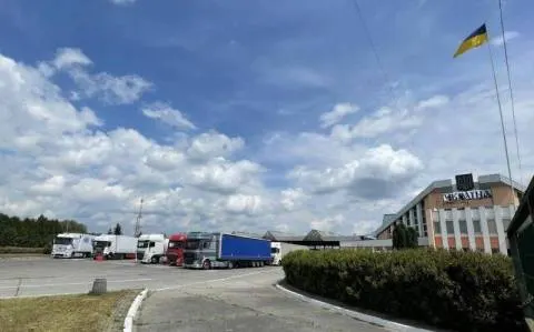 На кордоні з Польщею — черги з понад 440 авто