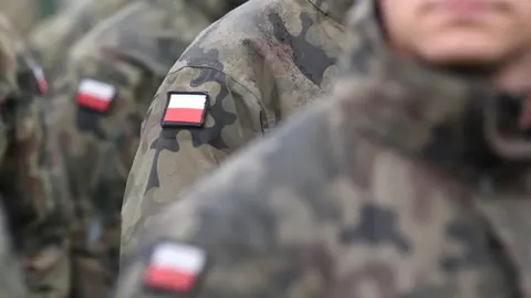 Польща зводить захисні пости на кордоні з Україною: що це змінює