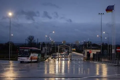 На кордоні з Польщею зранку — черги з 185 авто