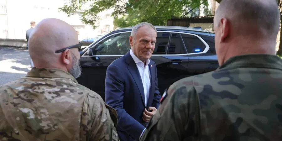 Туск скликав групу через порушення повітряного простору Польщі під час атаки РФ на Україну