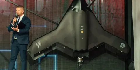 Польща показала Gladius 2: ударний дрон із турбореактивним двигуном
