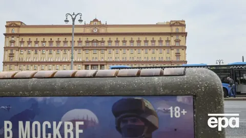 Росіянам масово відмовляють у закордонних паспортах через військкомати