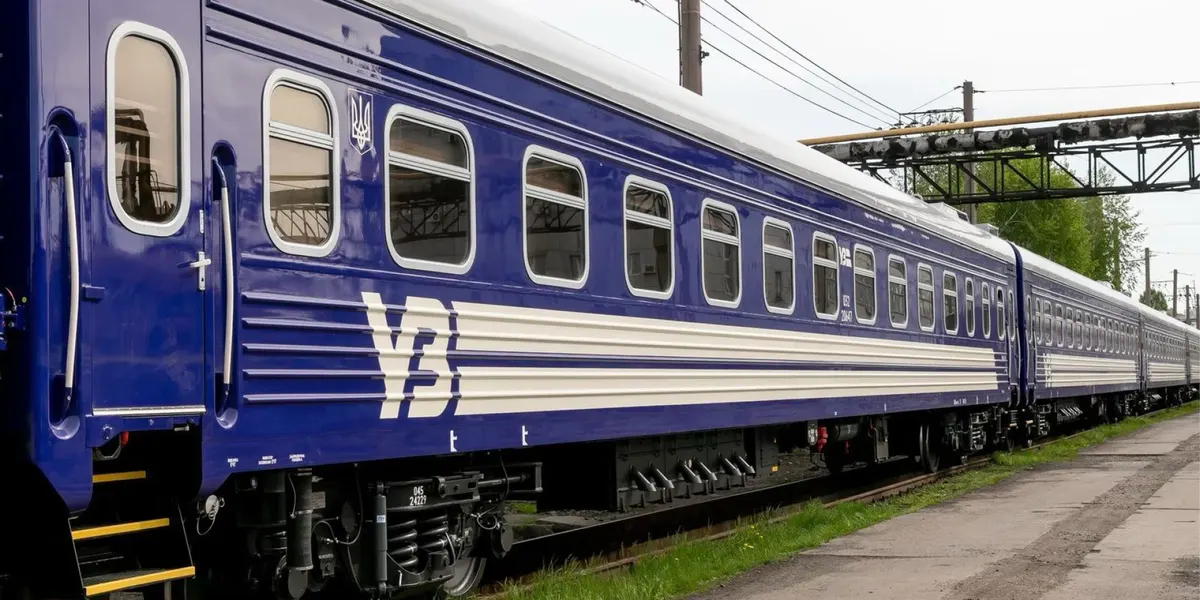 Дрон РФ влучив у локомотив поїзда Київ–Варшава за два кілометри від Польщі