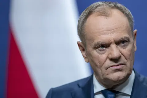 Польща тимчасово знизить ціни на пальне: що це означає для України