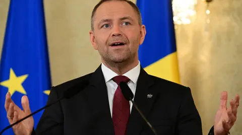 Навроцький побажав Україні перемоги і порушив питання відносин із Польщею