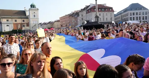 Польща відповіла на заклики депортувати українців: що кажуть у МВС