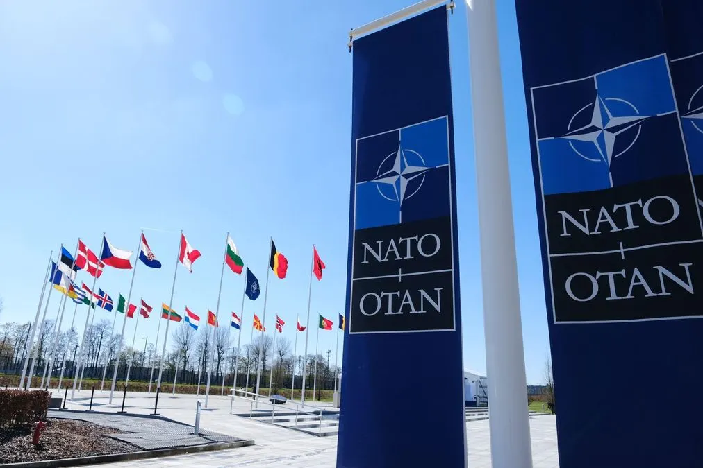 Польща закликає НАТО не сумніватися у статті 5: що це означає для України