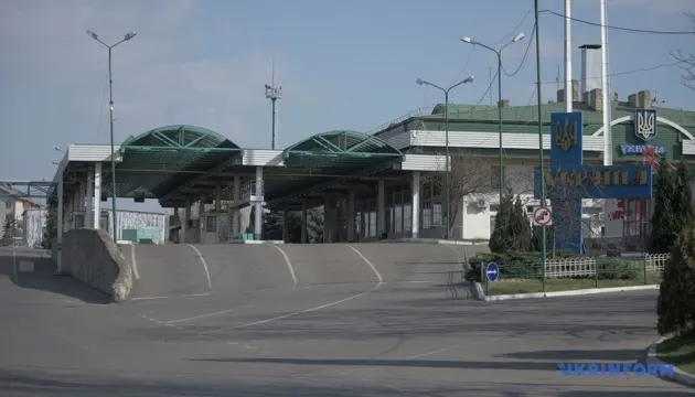 Польща тимчасово закриває пункт пропуску «Шегині — Медика» для автобусів