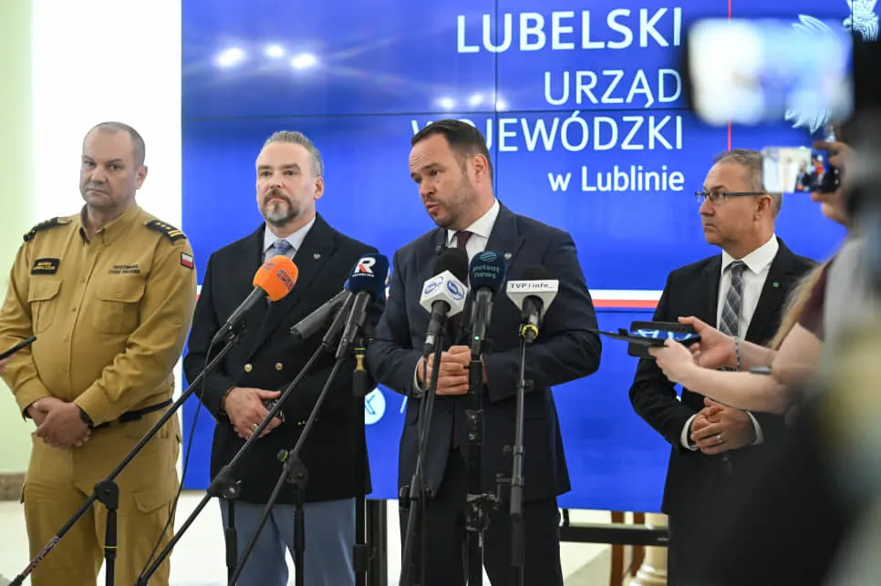 У Польщі пояснили, чому сирени не спрацювали у всіх повітах під час загрози