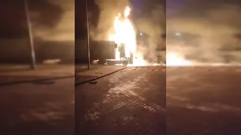 Російський дрон вдарив по АЗС поблизу «Ягодина»: горіли вантажівки