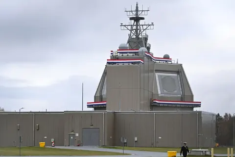 Дрон порушив повітряний простір біля бази ПРО США в Польщі: військові викликали