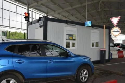 Черги з понад 120 авто на кордоні з Польщею: де саме