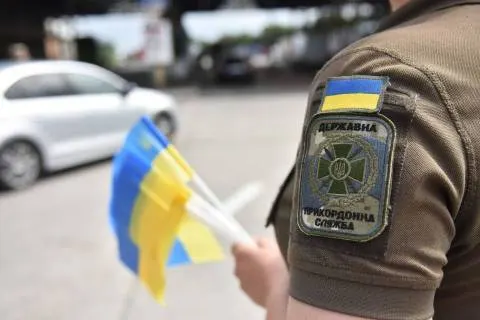 Черги на кордоні з Польщею: понад 220 автівок