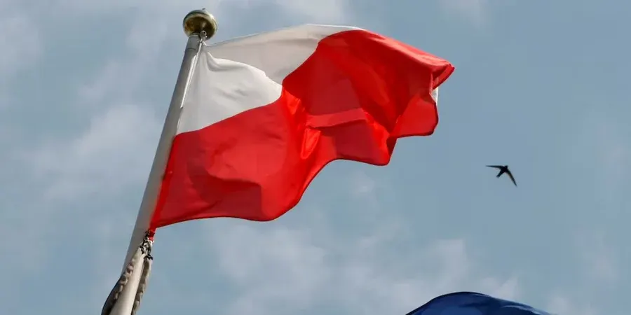 Польща тимчасово закрила два пункти пропуску через російський дрон